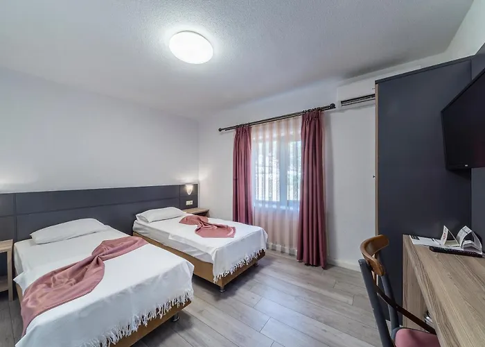 Laden Hotel