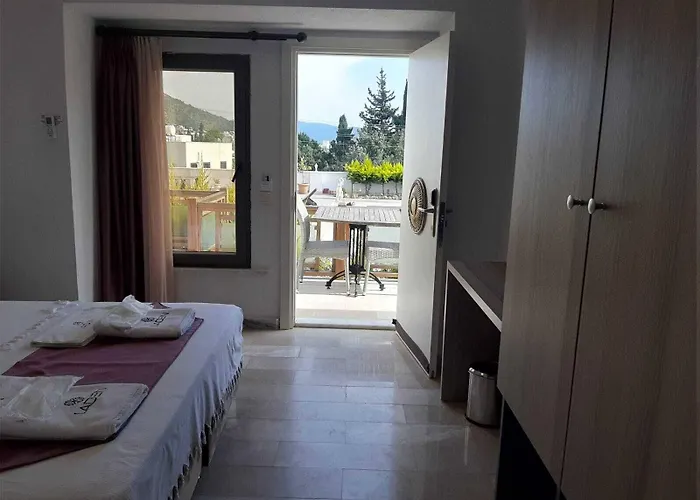 Laden Hotel 3*